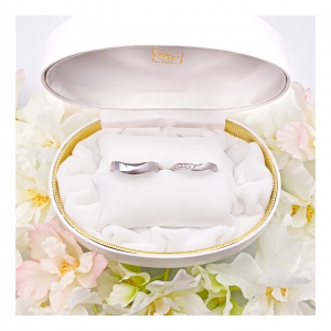 ご注文頂いた結婚指輪【メイフェア】です。メレダイヤモンドは全てハート＆キューピットを使用しております。