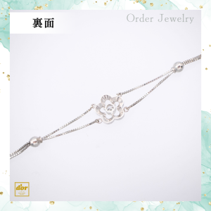 プラチナにダイヤモンドをあしらったオーダーメイドの花モチーフネックレス
