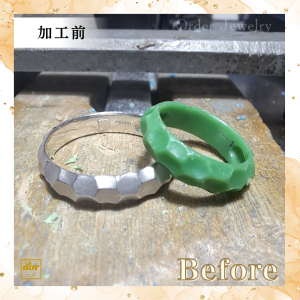 K18イエローゴールドでお作りした槌目仕上げのベビーリング。お子さまの誕生記念にぴったりのオーダーメイドジュエリーです。